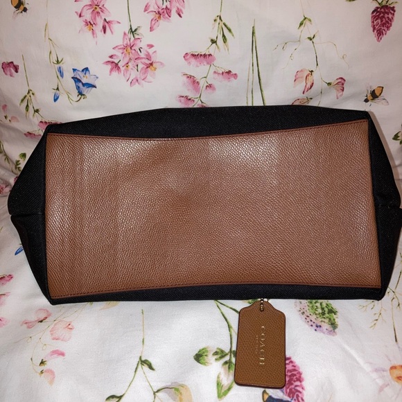 Coach Black and Tan Tote Bag with Gold Hardware - Picture 4 of 13